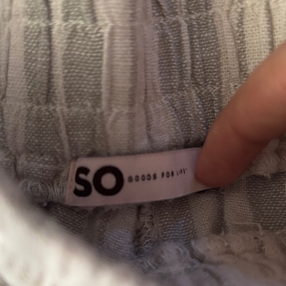 SO Women's High Waist Gray Striped Shorts - Picture 2 of 3